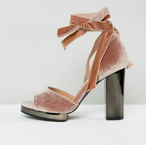 🆕Asos Truffle Collection Tie Up Slim Platform 🆕 - Picture 2 of 8